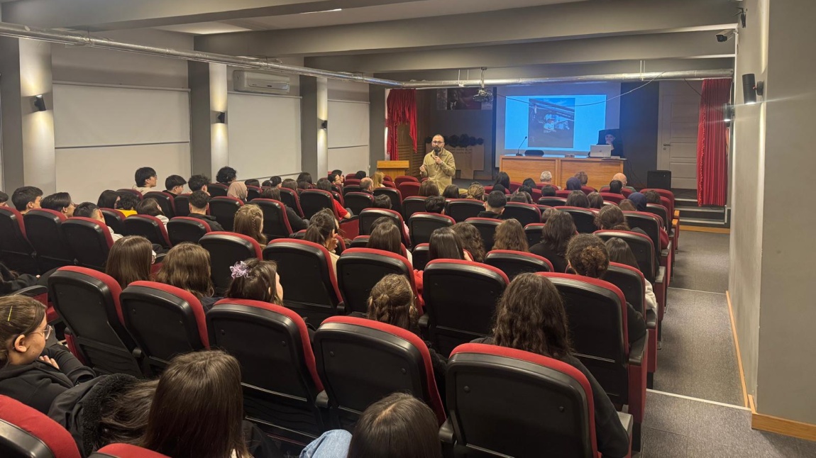 TÜRK SİLAHLI KUVVETLERİNİ GÜÇLENDİRME VAKFI OKULUMUZ ÖĞRENCİLERİYLE BULUŞTU.