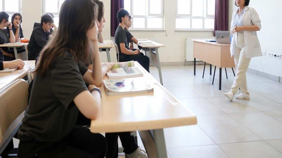 LİSE SON SINIF ÖĞRENCİLERİNE 